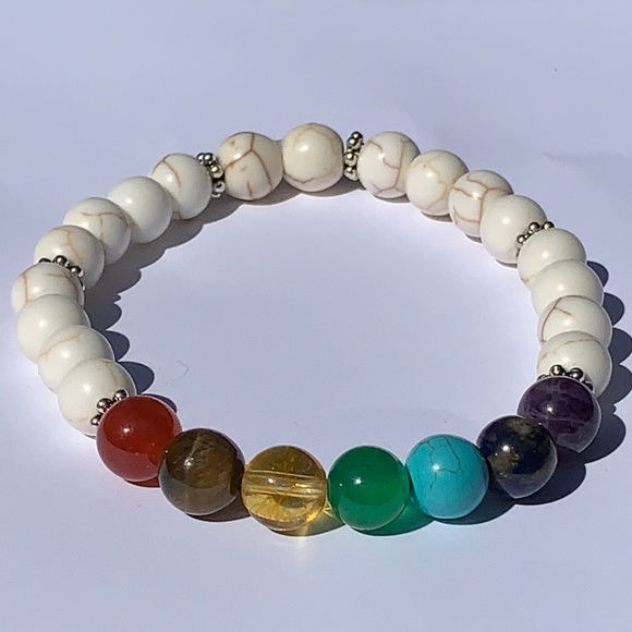 White turquoise Chakra bracelet - Picture 2 of 2